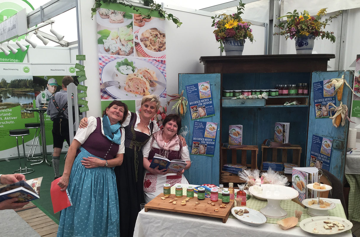 Wir haben viel Spaß auf der Orla und bekommen immer netten Besuch :)