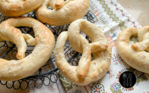 Fastenbrezen frisch gebacken